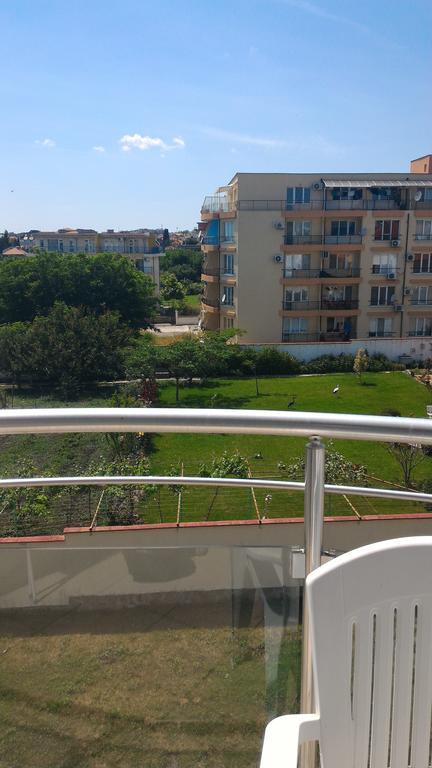 Tatyana Apartment Burgas Stad Buitenkant foto