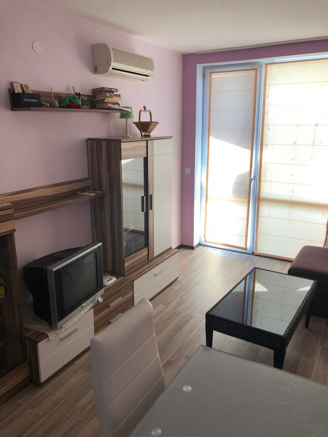 Tatyana Apartment Burgas Stad Buitenkant foto