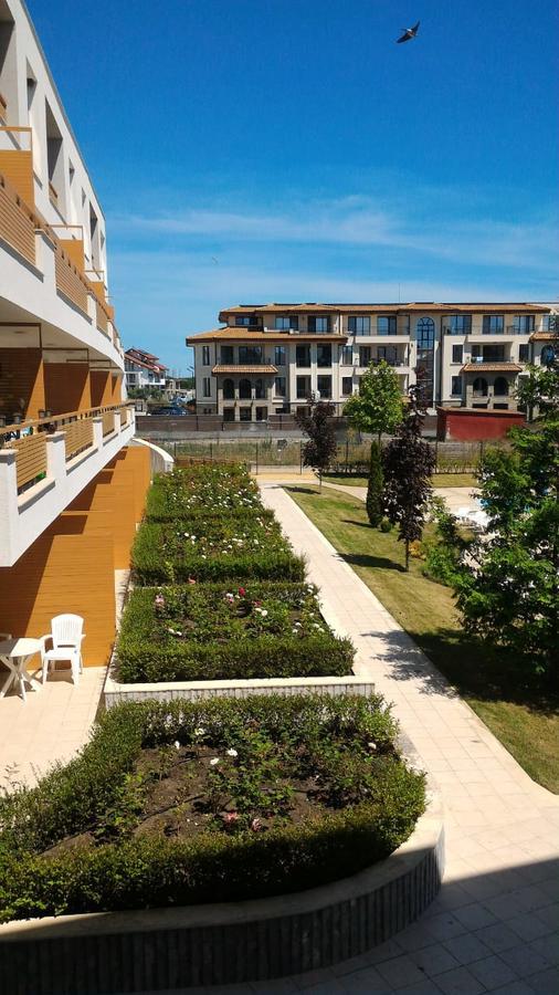 Tatyana Apartment Burgas Stad Buitenkant foto